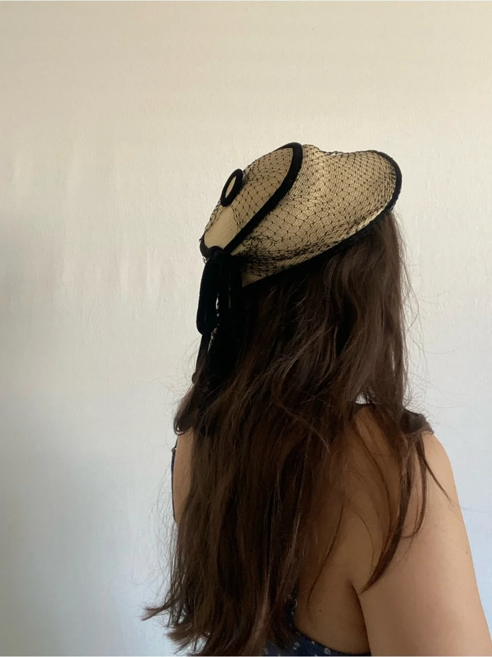 Vintage 1940s woven velvet net hat